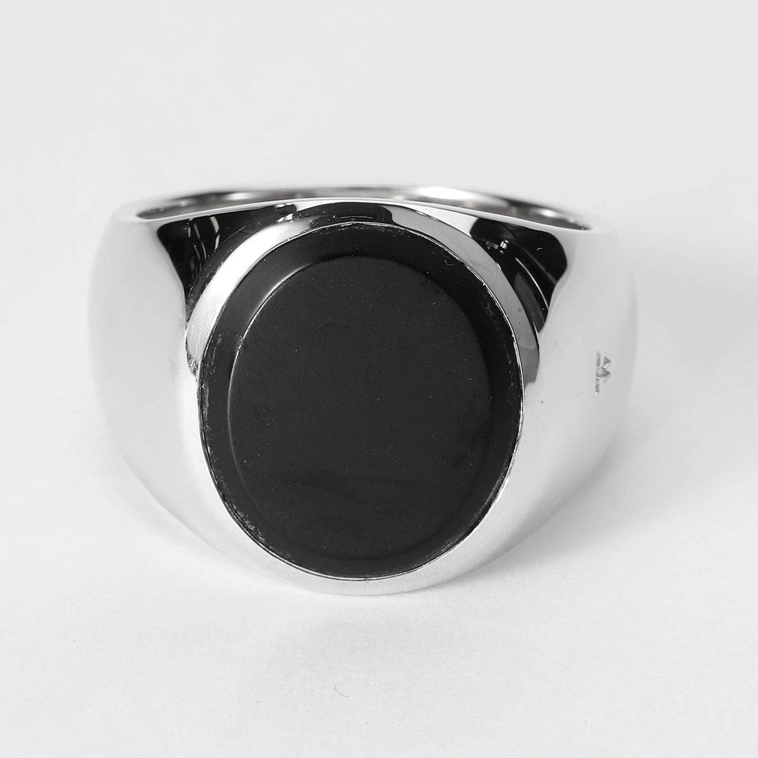 トムウッド TOM WOOD リング オーバル Black onyx 100807M S925/R74IEMBO01S925 SILVER （シルバー） シルバー