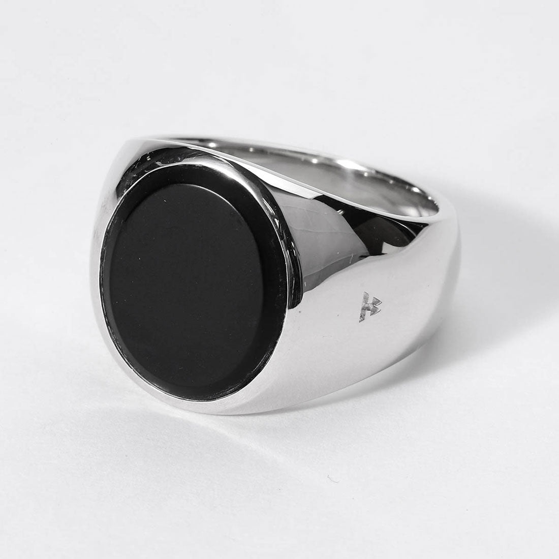 トムウッド TOM WOOD リング オーバル Black onyx 100807M S925/R74IEMBO01S925 SILVER （シルバー） シルバー