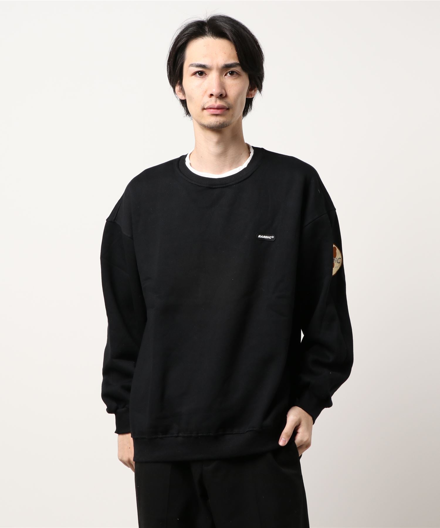 フック HOOK 【HOOK】大人気！個性派レイヤード風トレーナー クマショルダーバッグ付き