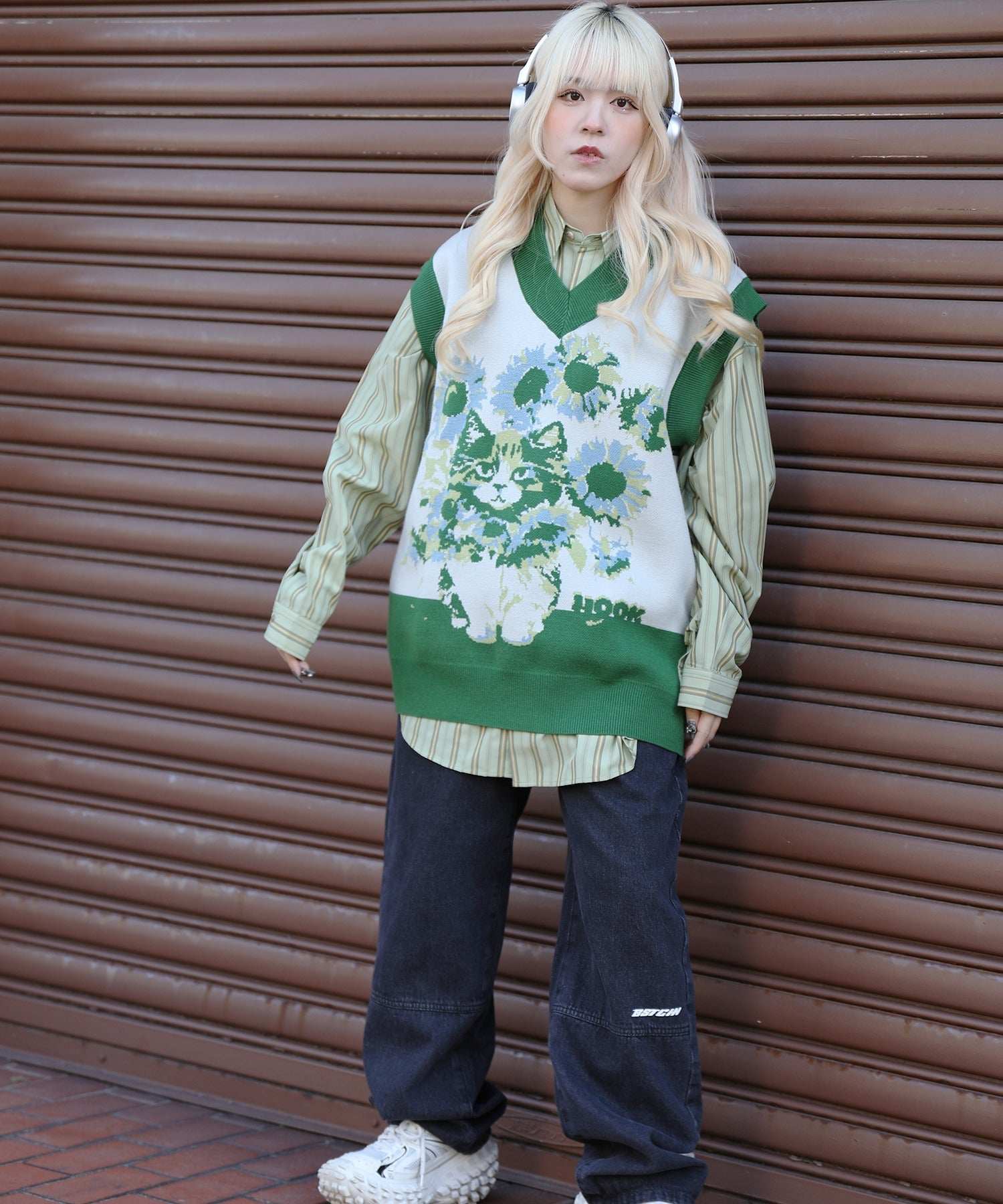 Hook HOOK HOOK -original- Cute cat and sunflower knit vest