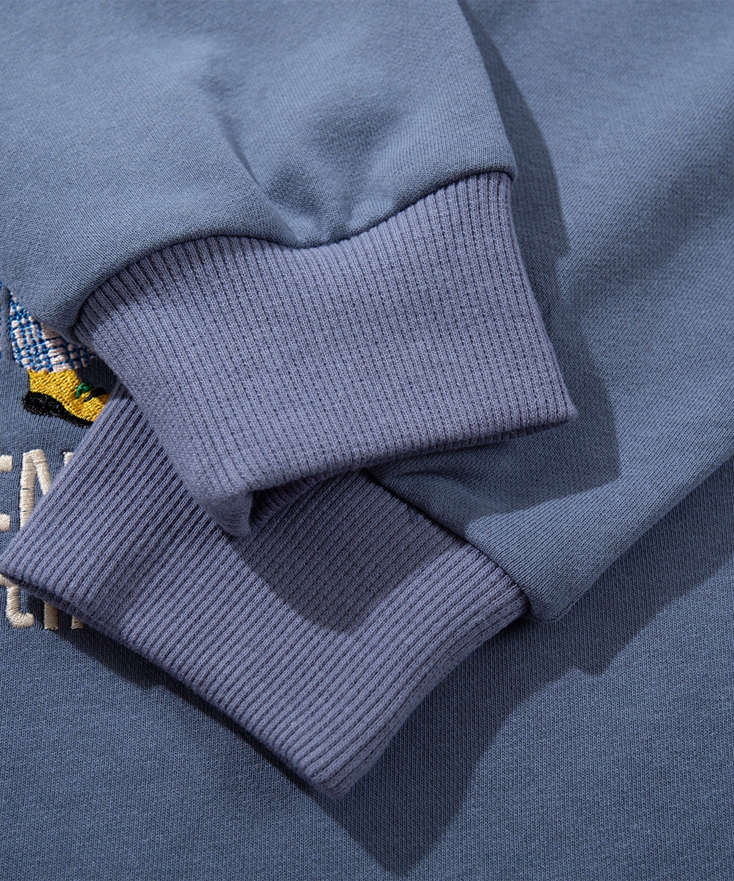 フック HOOK HOOK -original- カップルイラスト総刺繍スウェット （ブルー） ブルー