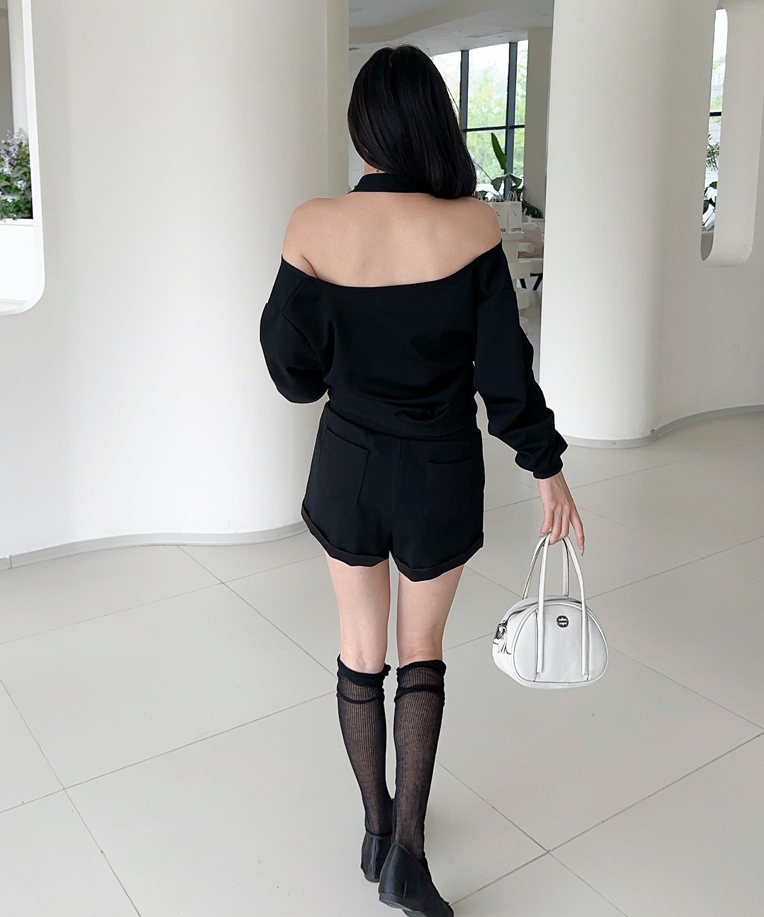 ジャスミングランディフローラム Jasmine Grandiflorum 【Jasmine】肩見せスウェット+スウェットショートパンツ （ブラック） ブラック