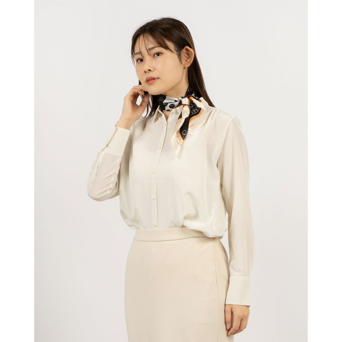 トーナル TONAL マルチドットシルクスカーフ