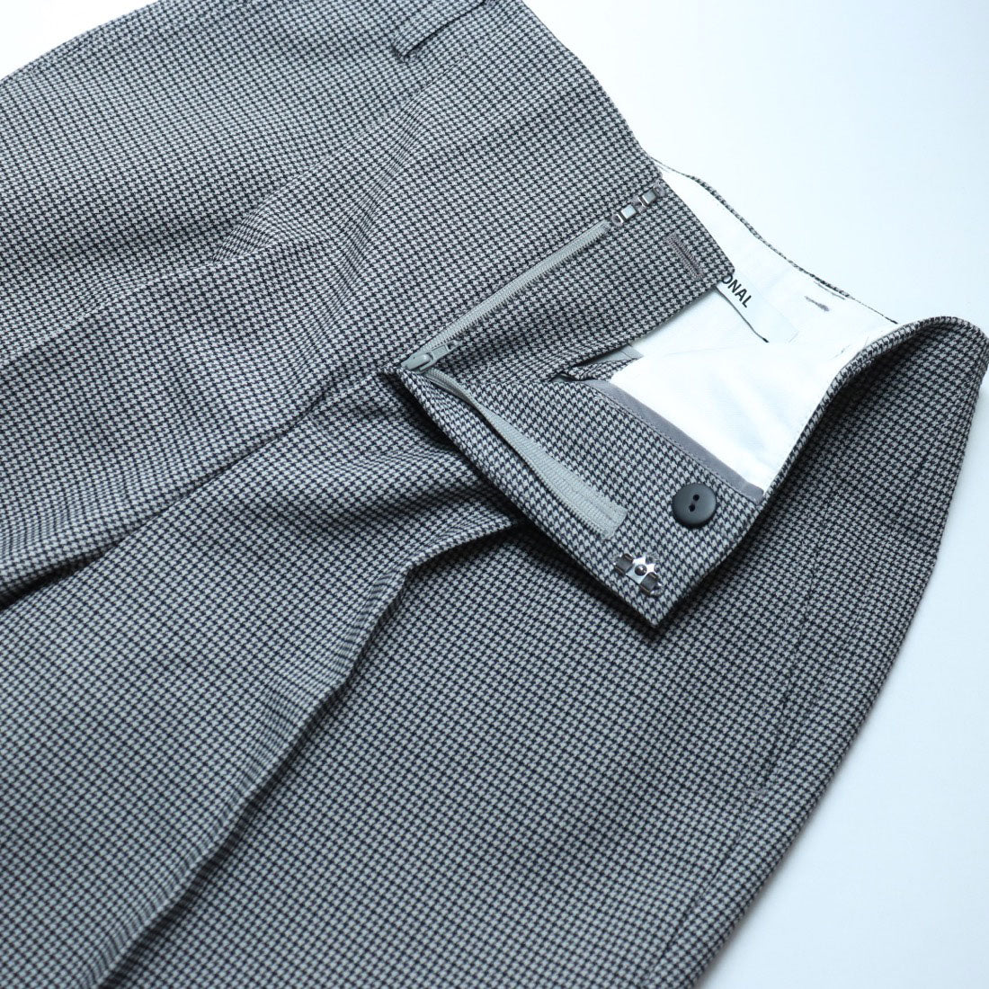 トーナル TONAL チェックテーパードパンツ ダークミックス