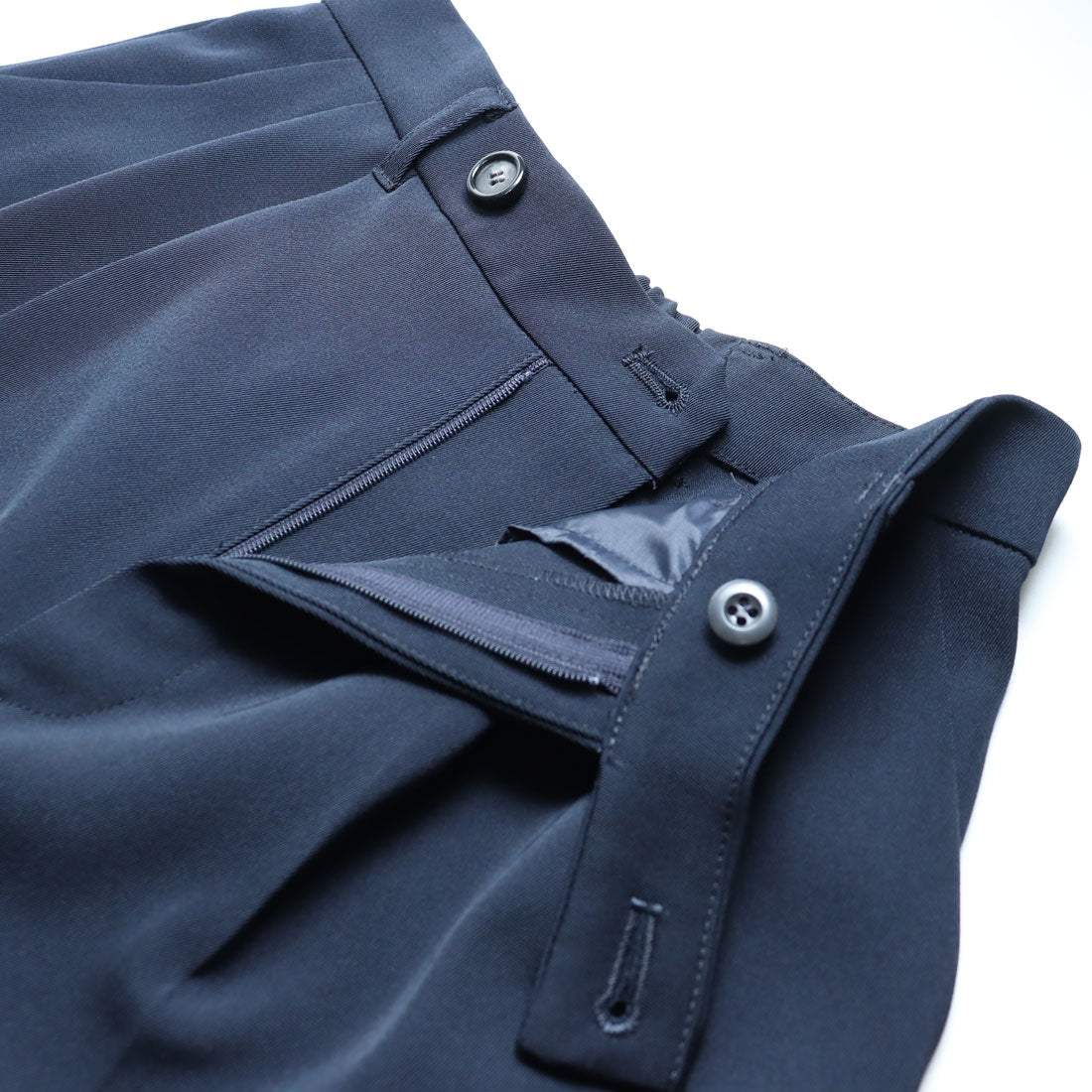 トーナル TONAL ツータックテーパードパンツ ライトグリーン
