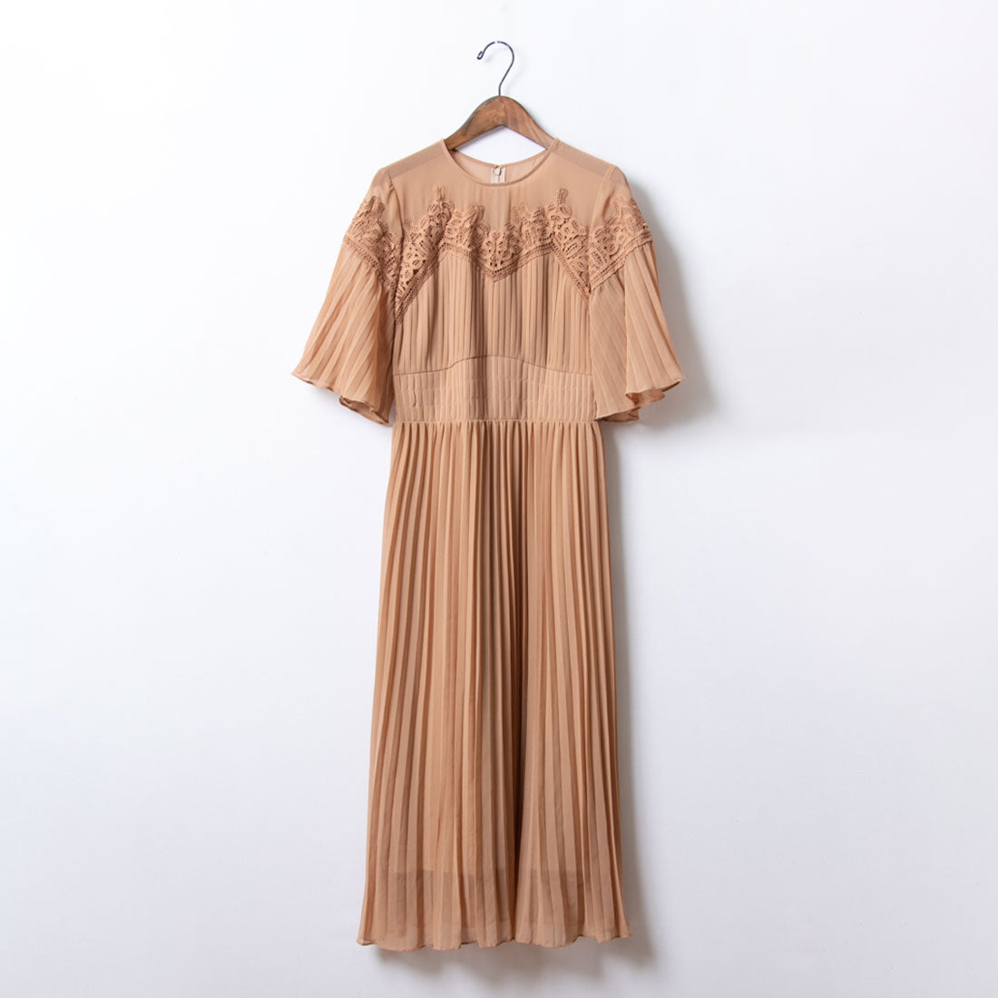 トーナル TONAL レースxシフォンプリーツワンピース ベージュ