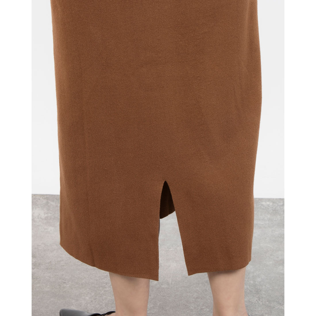 トーナル TONAL Vネックニットワンピース キャメル