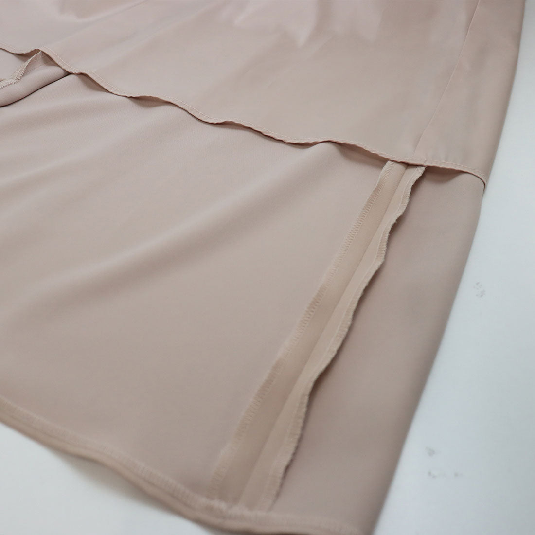 トーナル TONAL バイカラーハトメトラペーズスカート ベージュ
