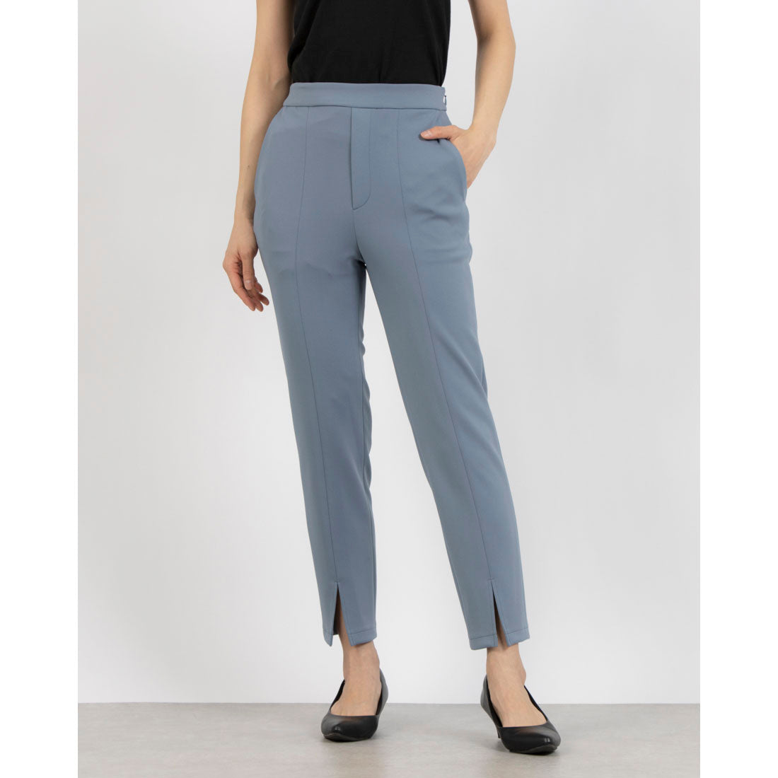 トーナル TONAL 裾スリットジャージテーパードパンツ （ブルー） ブルー