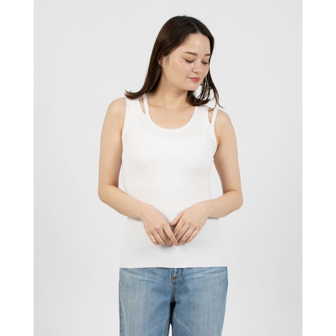 トーナル TONAL カットアウトタンクトップ