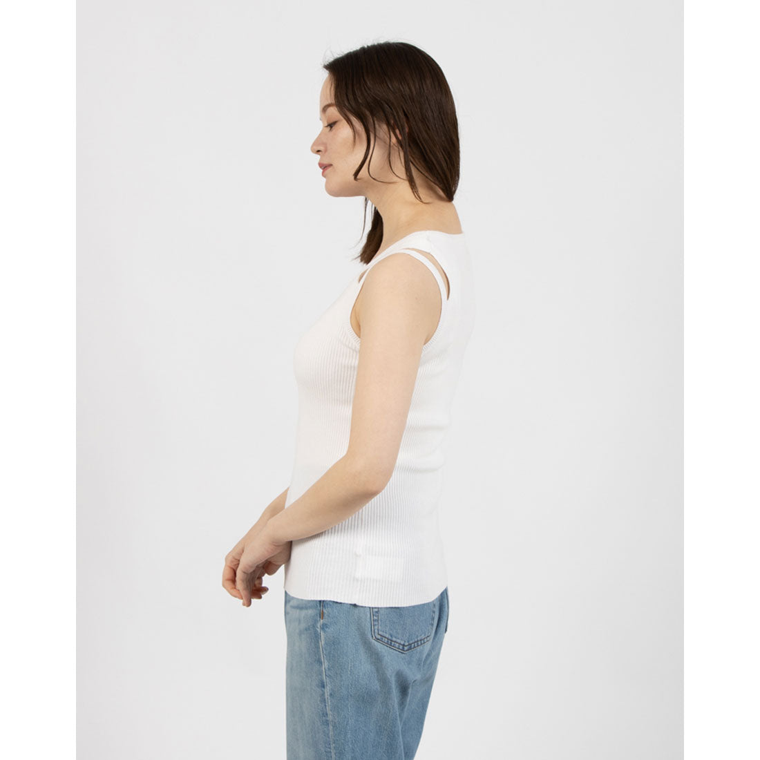トーナル TONAL カットアウトタンクトップ