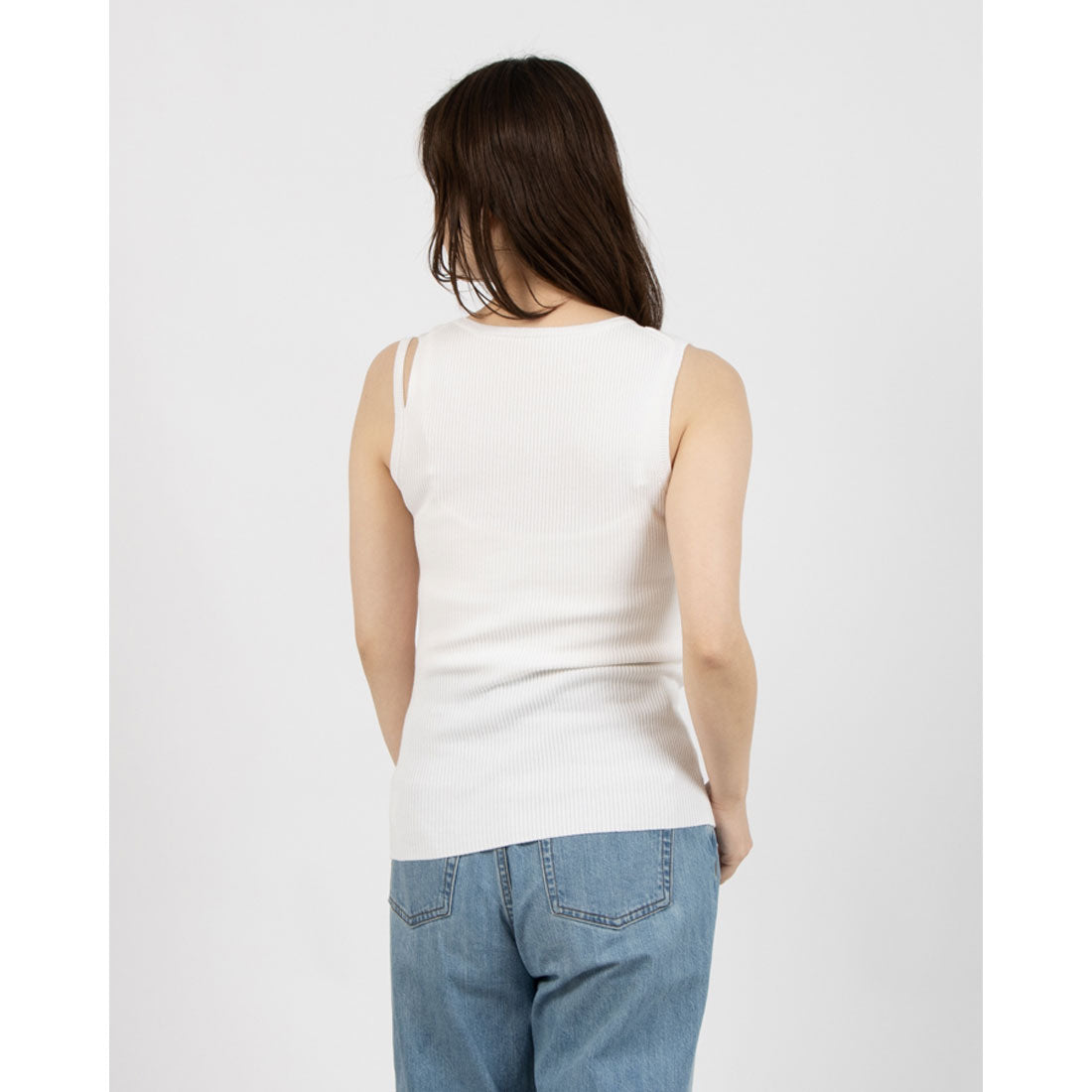 トーナル TONAL カットアウトタンクトップ