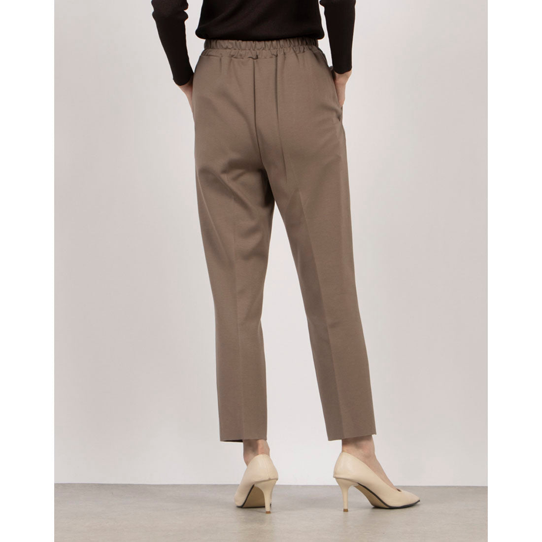 トーナル TONAL ウォームストレッチテーパードパンツ