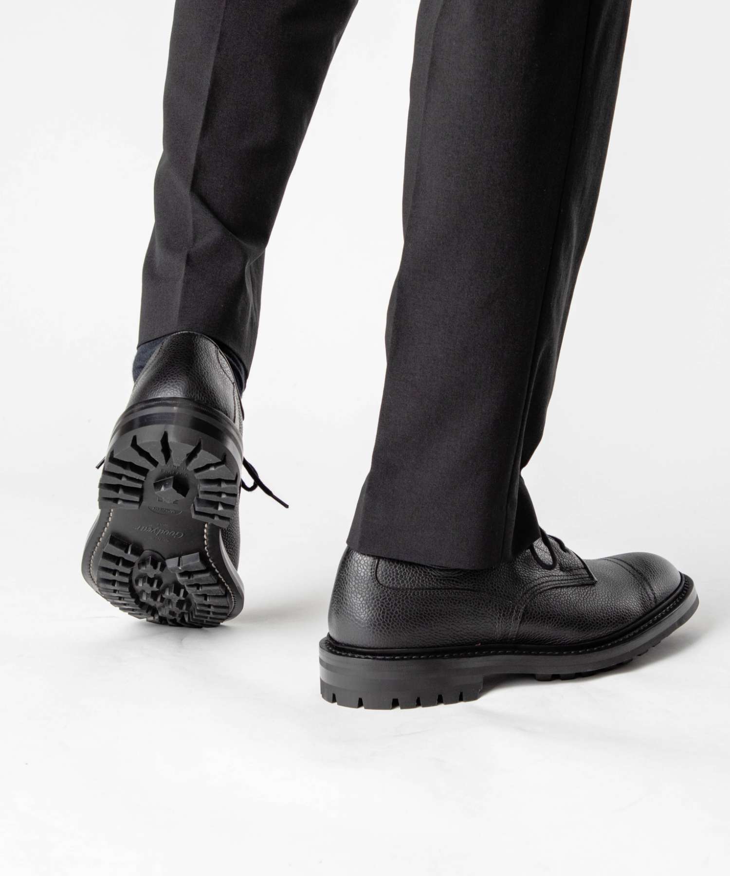 トリッカーズ Tricker's トリッカーズ Tricker's MATLOCK マトロック CAP TOE SHOES キャップ トゥ シューズ 6896 ビジネスシューズ メンズ シューズ （BLACK SCOTCH） BLACK SCOTCH