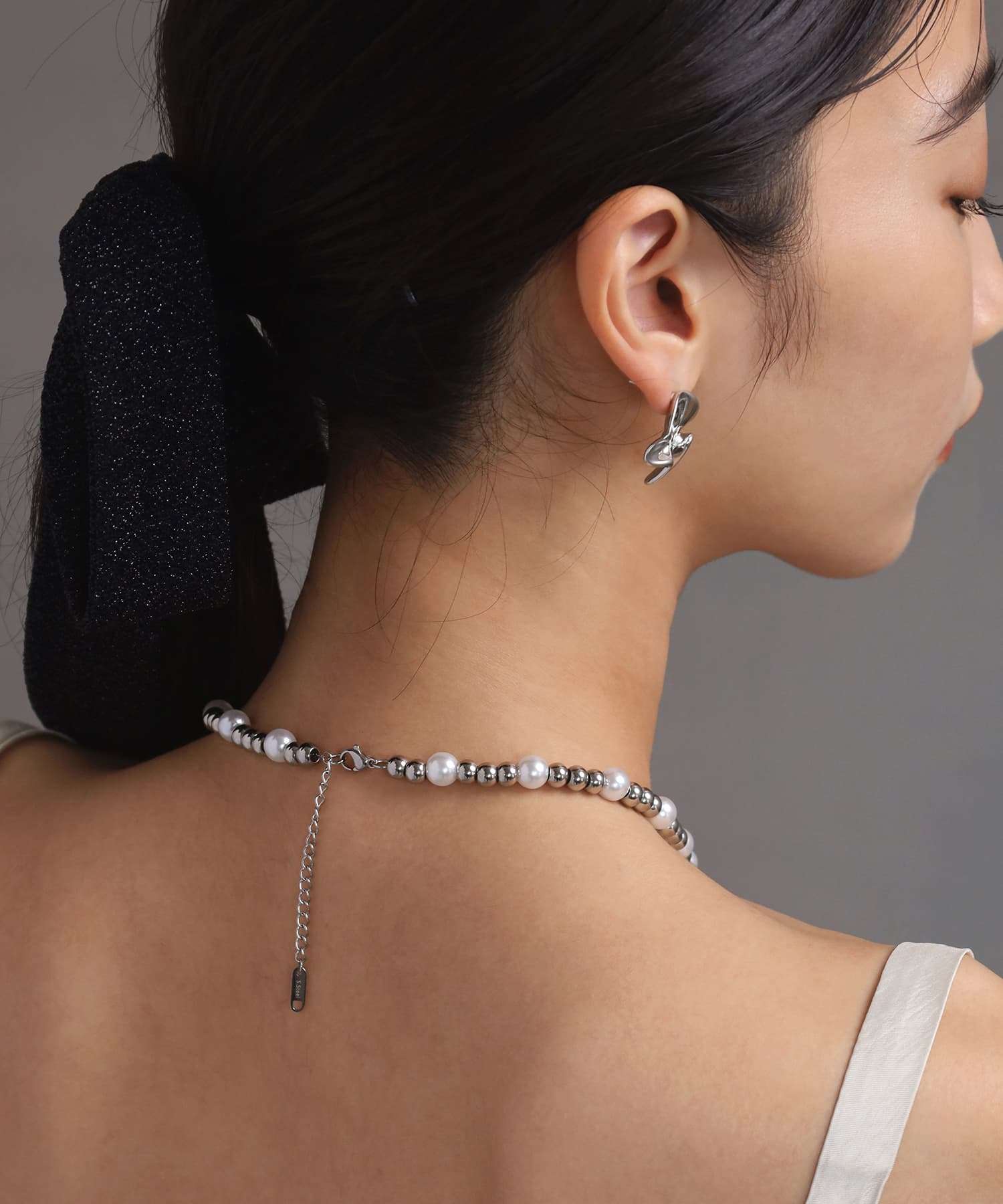 エルエイチエムイー LHME 【WEB限定】“MELLOW”パールミックスボールチェーンネックレス/ラージ/サージカルステンレス（金属アレルギー対応） （ホワイト×シルバー） ホワイト×シルバー
