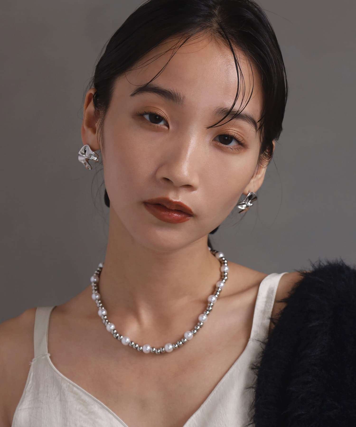 エルエイチエムイー LHME 【WEB限定】“MELLOW”パールミックスボールチェーンネックレス/ラージ/サージカルステンレス（金属アレルギー対応） （ホワイト×シルバー） ホワイト×シルバー