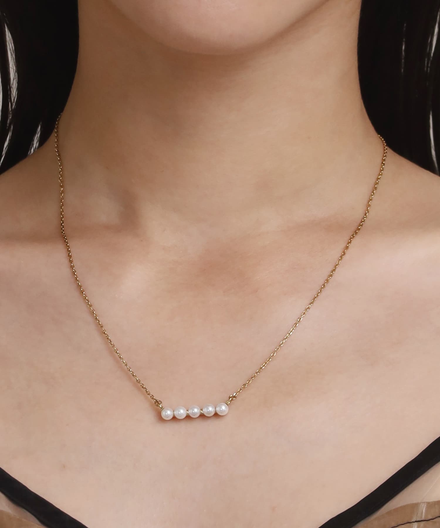 エルエイチエムイー LHME 【WEB限定】 “MELLOW”ラインパールネックレス/サージカルステンレス（金属アレルギー対応） （ゴールド） ゴールド