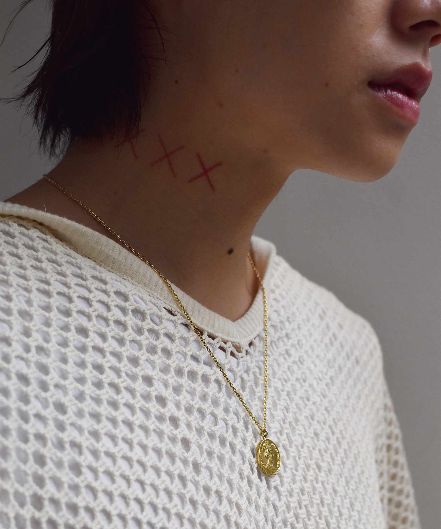 エルエイチエムイー LHME 【WEB限定】”Gleam”コインネックレス/キャット/サージカルステンレス（金属アレルギー対応） （ゴールド） ゴールド