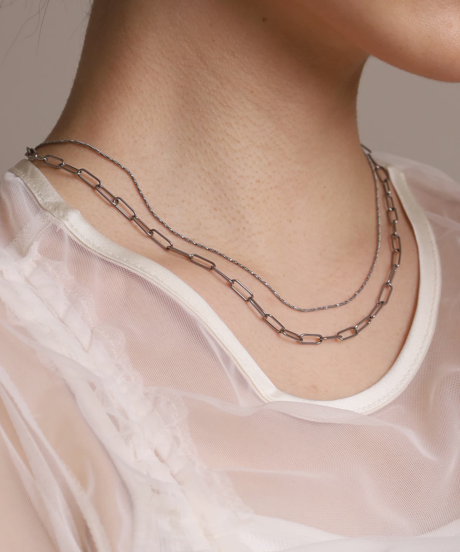 エルエイチエムイー LHME 【WEB限定】“Moment”2連チェーンネックレス/オーバル×スクリュー/サージカルステンレス（金属アレルギー対応） （シルバー） シルバー