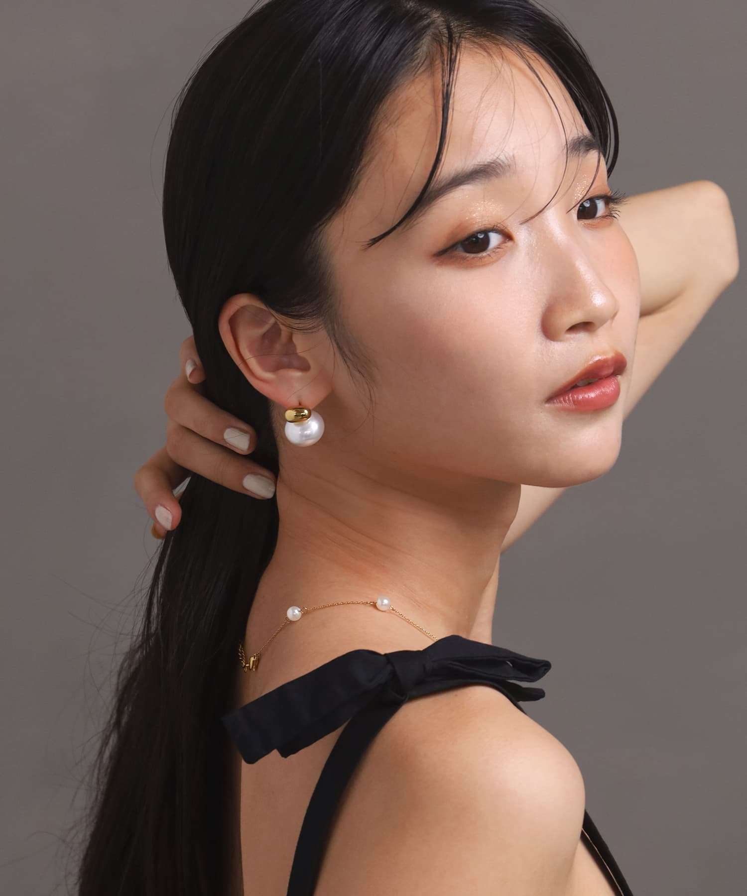 エルエイチエムイー LHME 【WEB限定】“MELLOW”プランプパールピアス/サージカルステンレス（金属アレルギー対応） （ゴールド） ゴールド