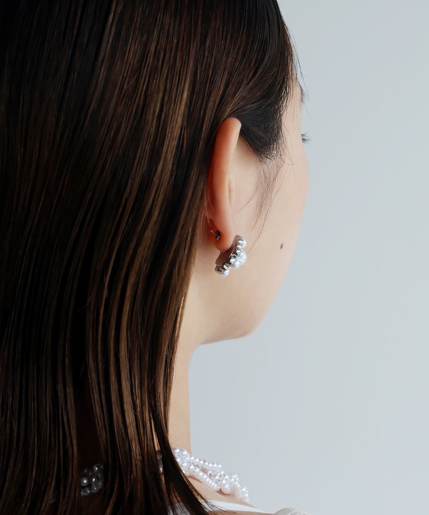 エルエイチエムイー LHME 【WEB限定】“MELLOW”パールビジューピアス/サージカルステンレス（金属アレルギー対応） （シルバー） シルバー