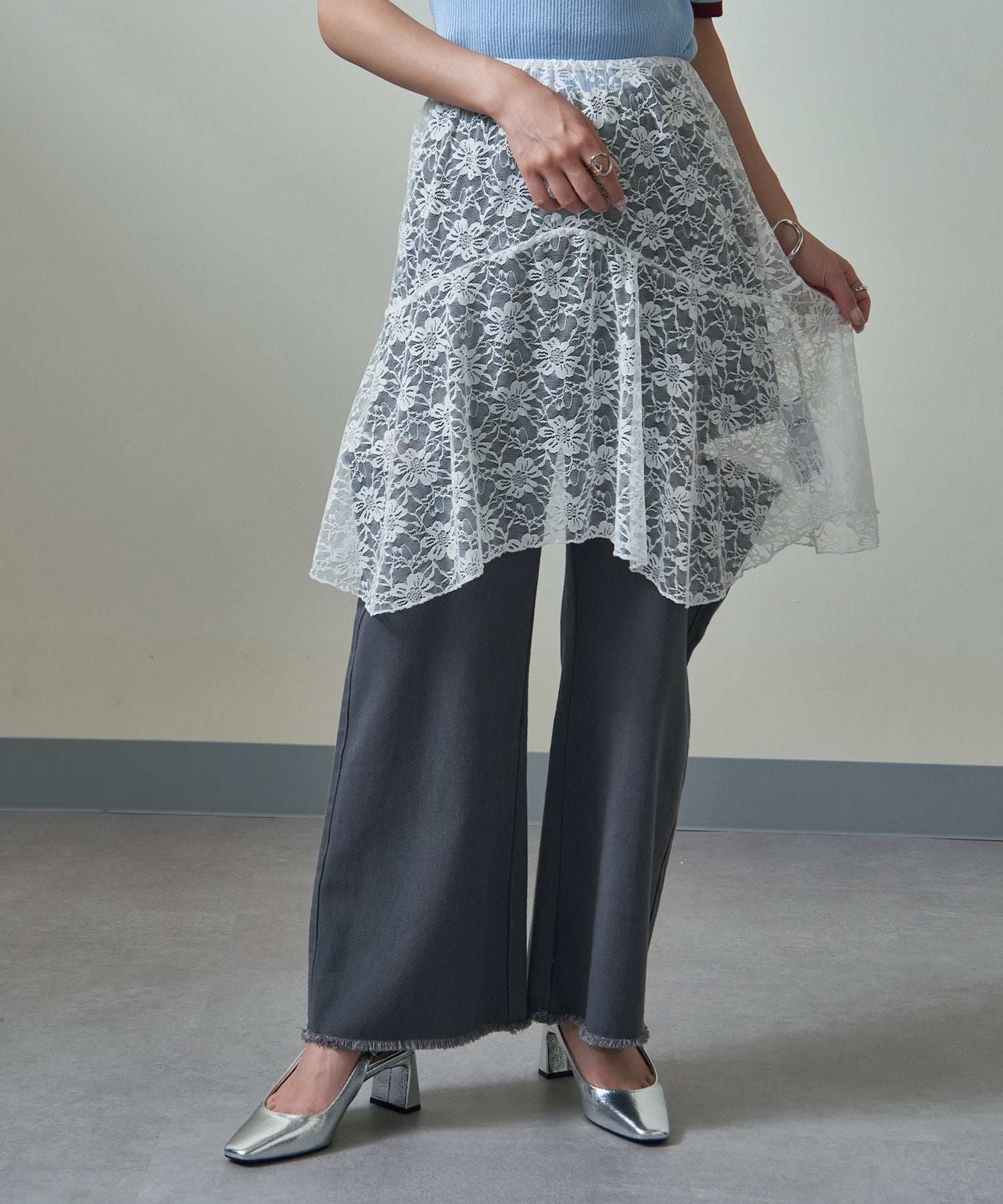 メゾンブリーズ MAISON BREEZE 【MAISON BREEZE】レースアシメレースレイヤードエプロンスカート SCCH565