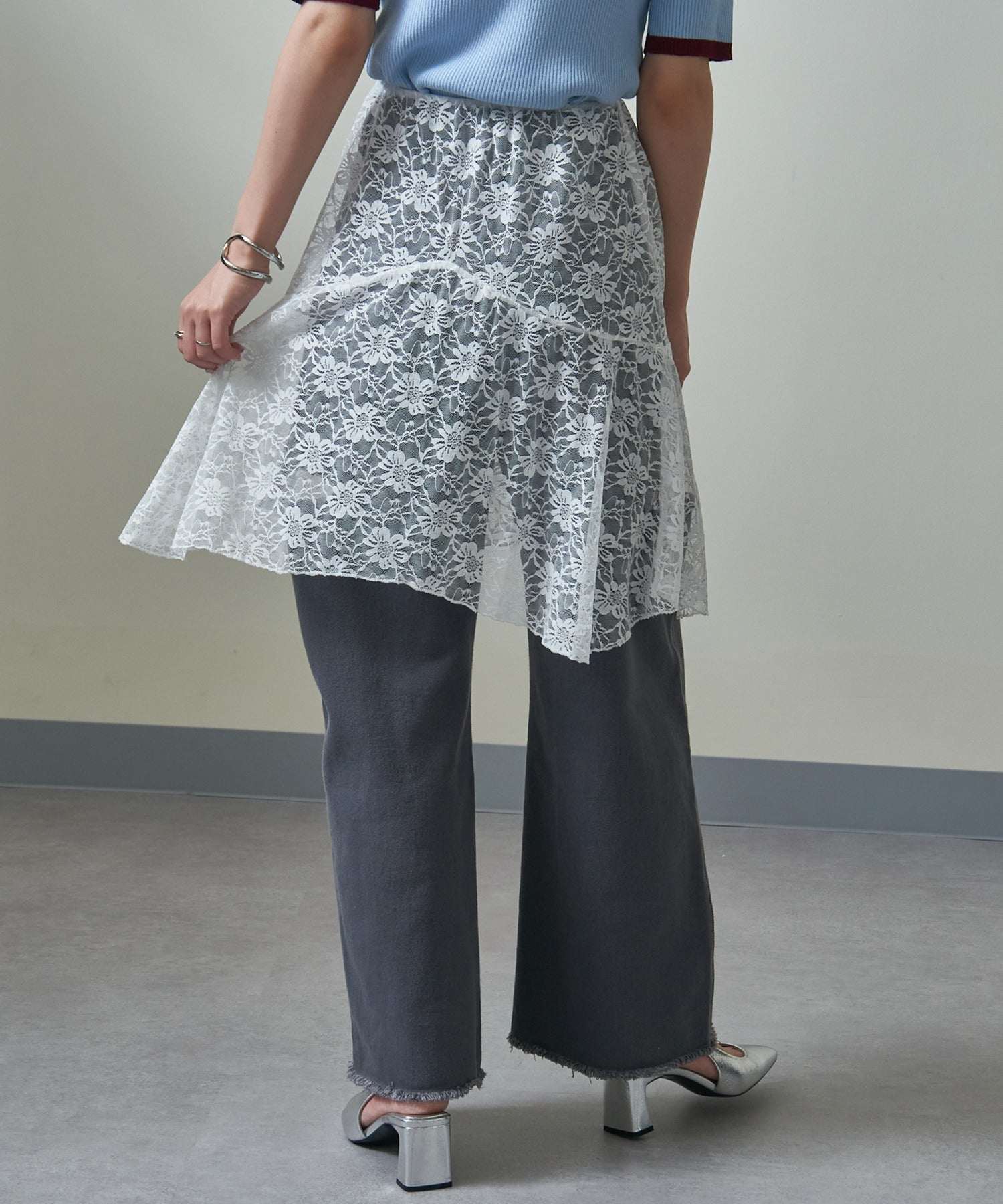 メゾンブリーズ MAISON BREEZE 【MAISON BREEZE】レースアシメレースレイヤードエプロンスカート SCCH565