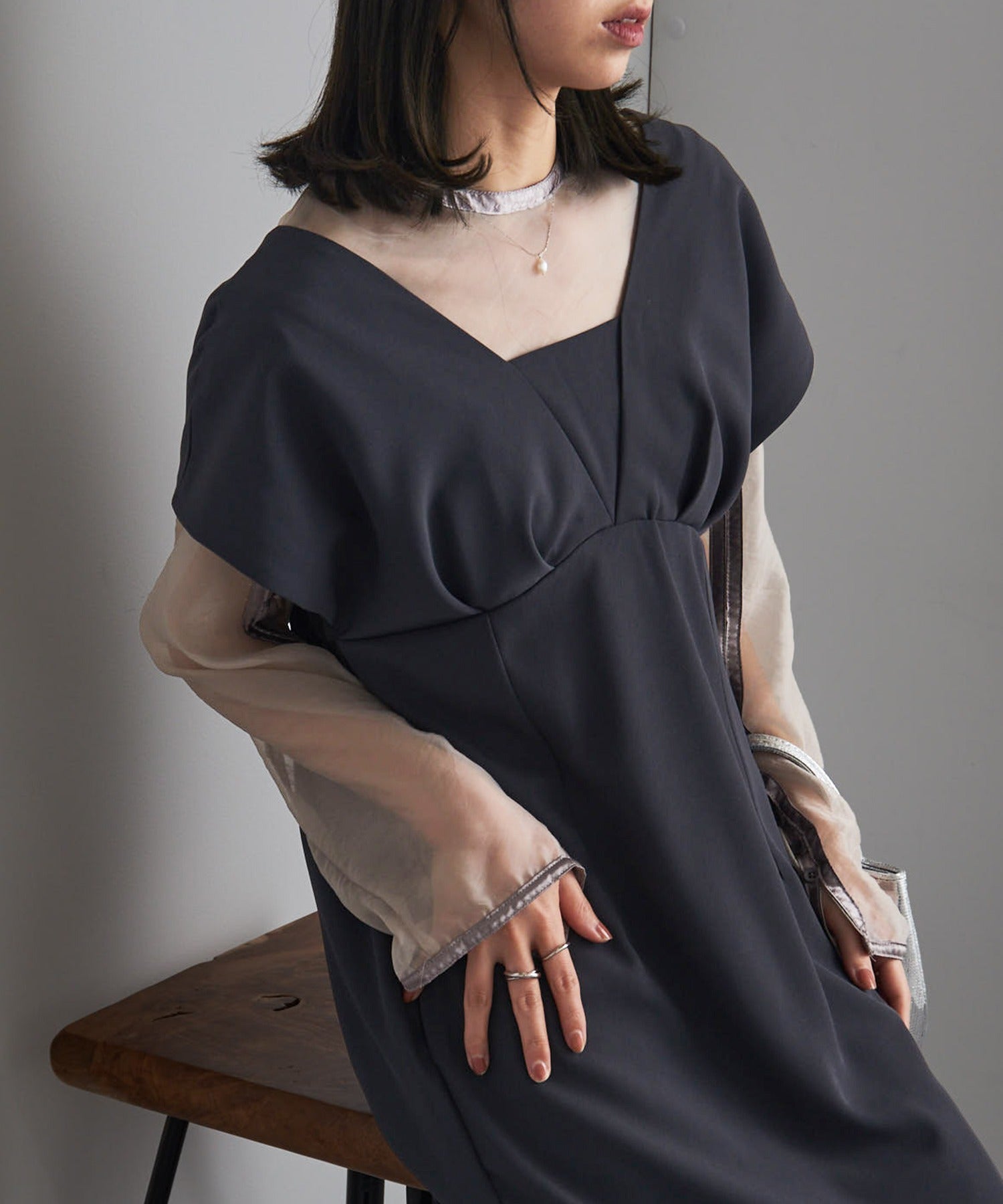 美妝微風 MAISON BREEZE reveur 透視上衣套裝V字型連衣裙 trc