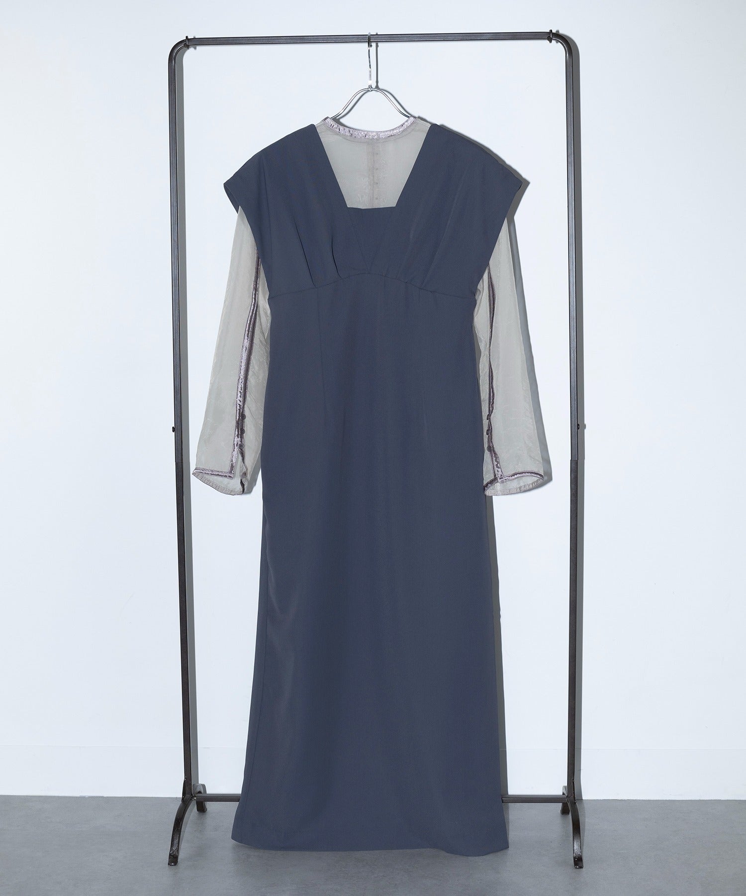 美妝微風 MAISON BREEZE reveur 透視上衣套裝V字型連衣裙 trc