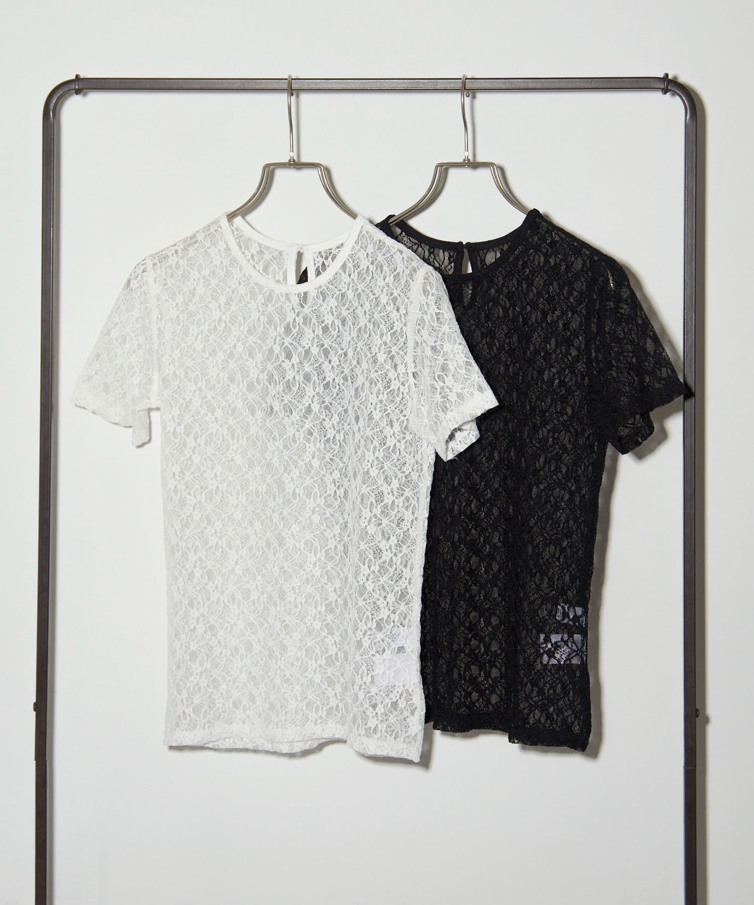 メゾンブリーズレヴール MAISON BREEZE reveur Flower lace T-shirt フラワーレースTシャツ （ブラック） ブラック