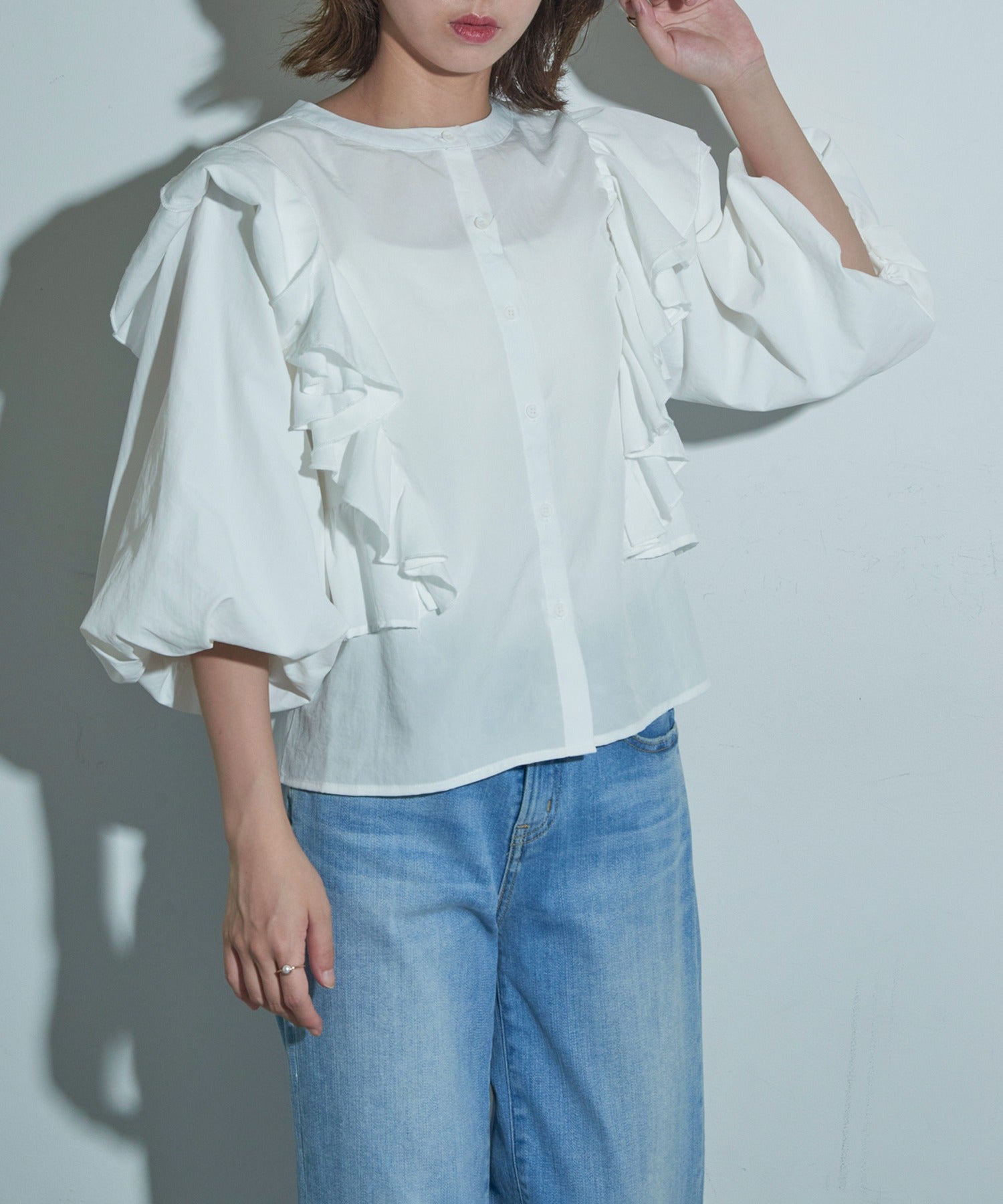 メゾンブリーズレヴール MAISON BREEZE reveur バルーンスリーブフリルブラウス trc （オフホワイト） オフホワイト