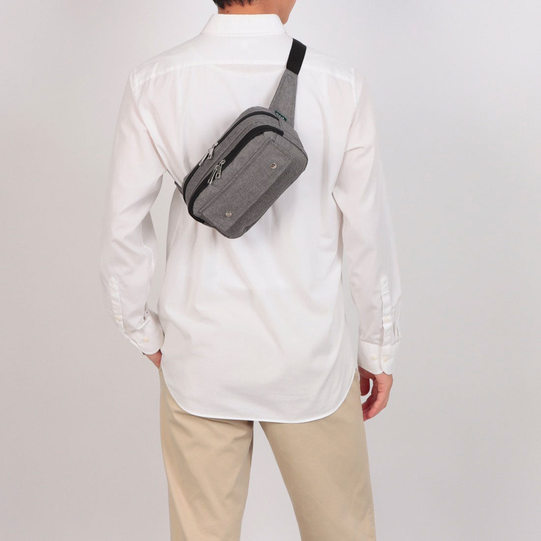 メゾンクラブ MAISON CLUB キャンバスボディバッグ 9169 MKS （ブラック） ブラック