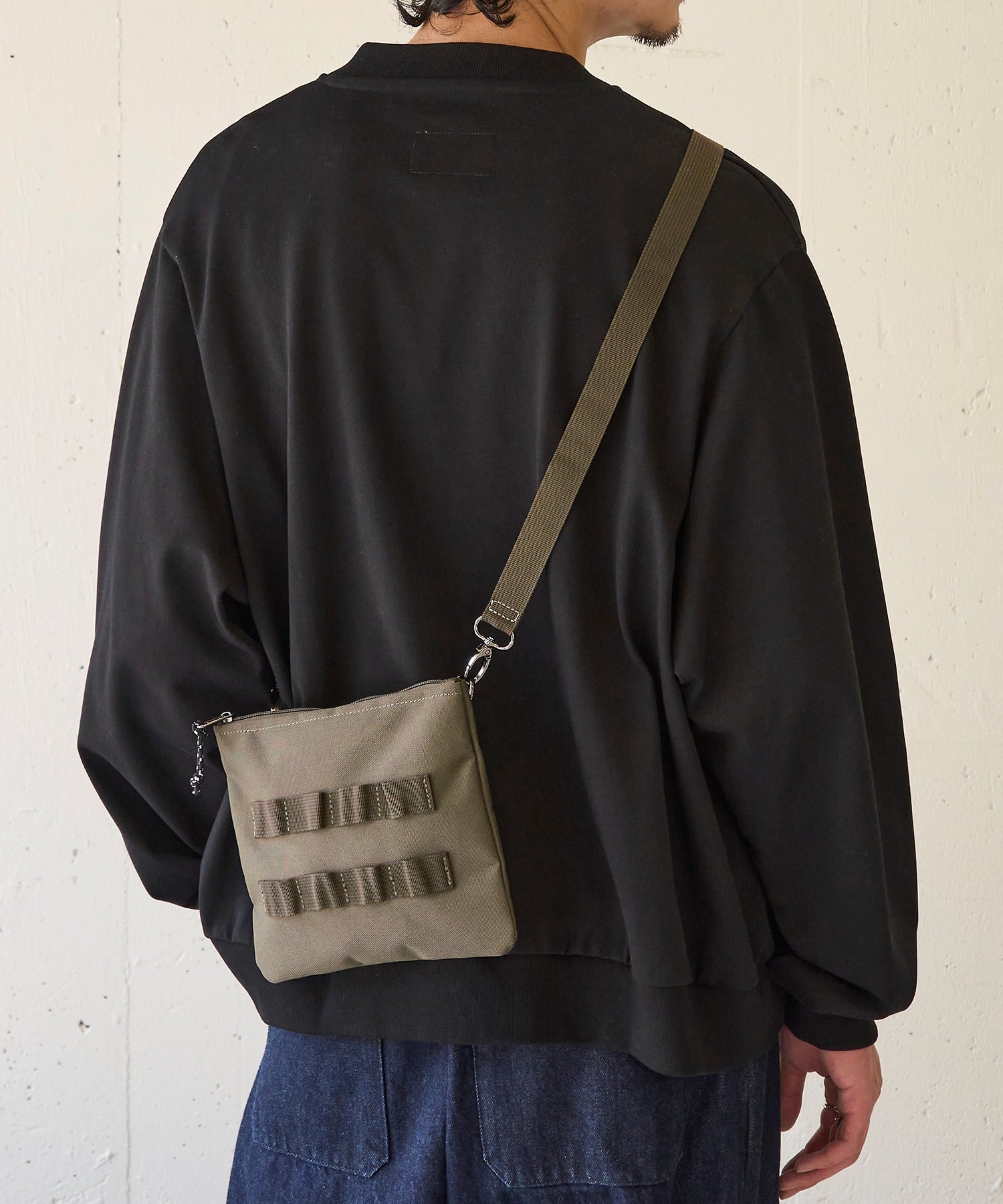 メゾンクラブ MAISON CLUB ミリタリーショルダーバック サコッシュ /M-65 MA-1 スマホショルダー ミニショルダー 軽量 /撥水 （カーキ） カーキ