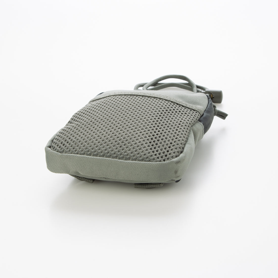 メゾンクラブ MAISON CLUB 【MAISON CLUB】GP0183 600D ネックポーチ YM-Mil. （ベージュ） ベージュ