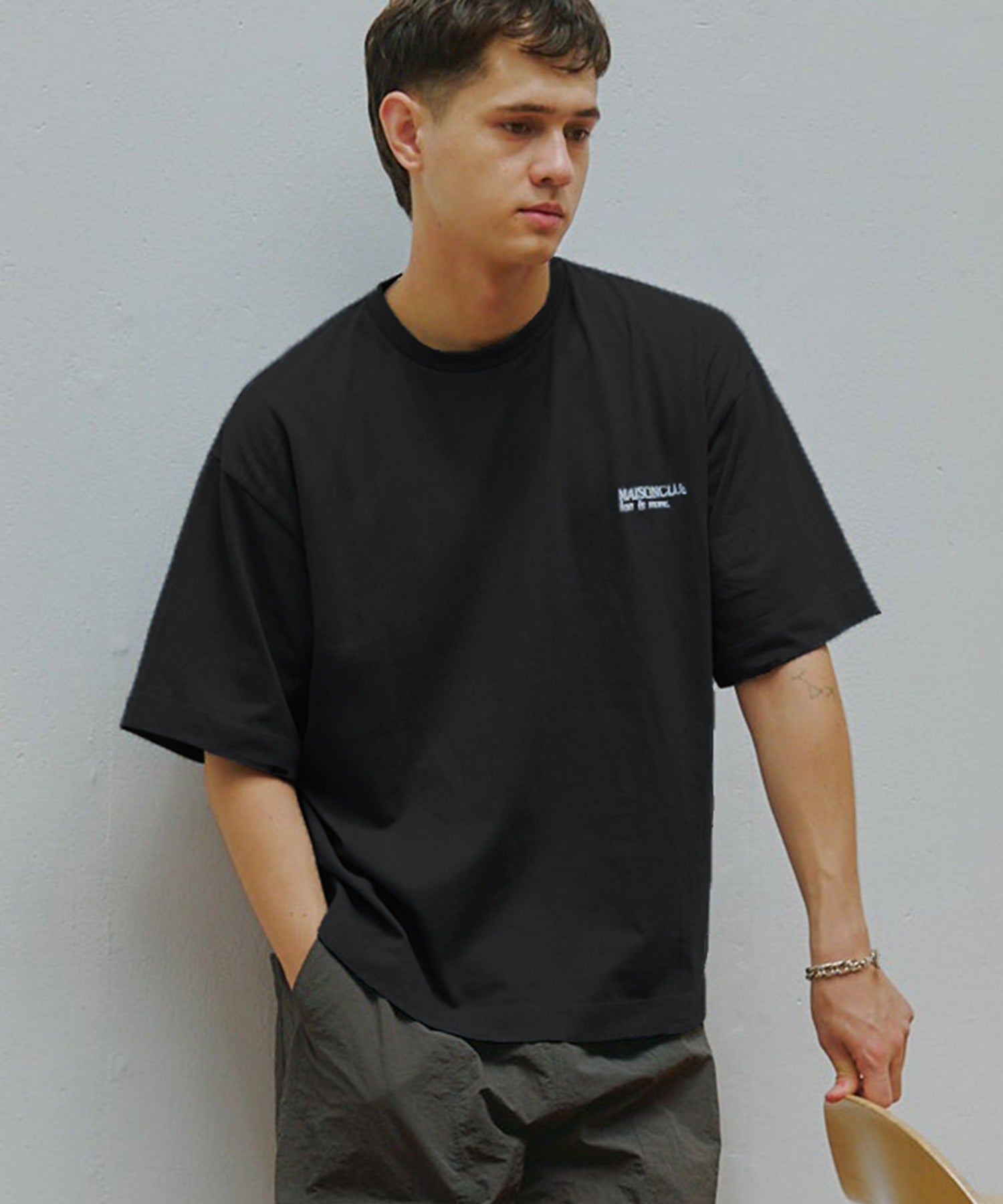 メゾンクラブ MAISON CLUB One Point Embroidery Tee / ワンポイント刺繍Tシャツ （ブラック） ブラック