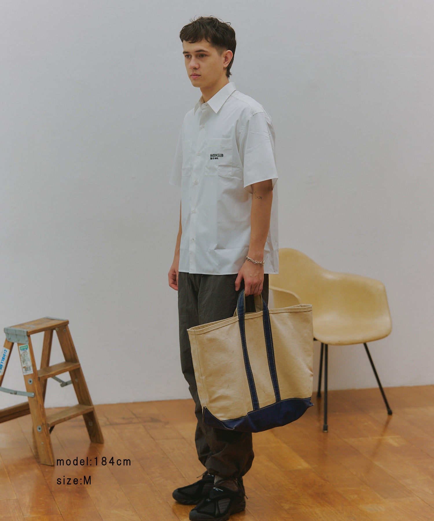 メゾンクラブ MAISON CLUB Regular Collar Embroidery Half Sleeve Shirt / レギュラーカラー刺繍シャツ （ホワイト） ホワイト