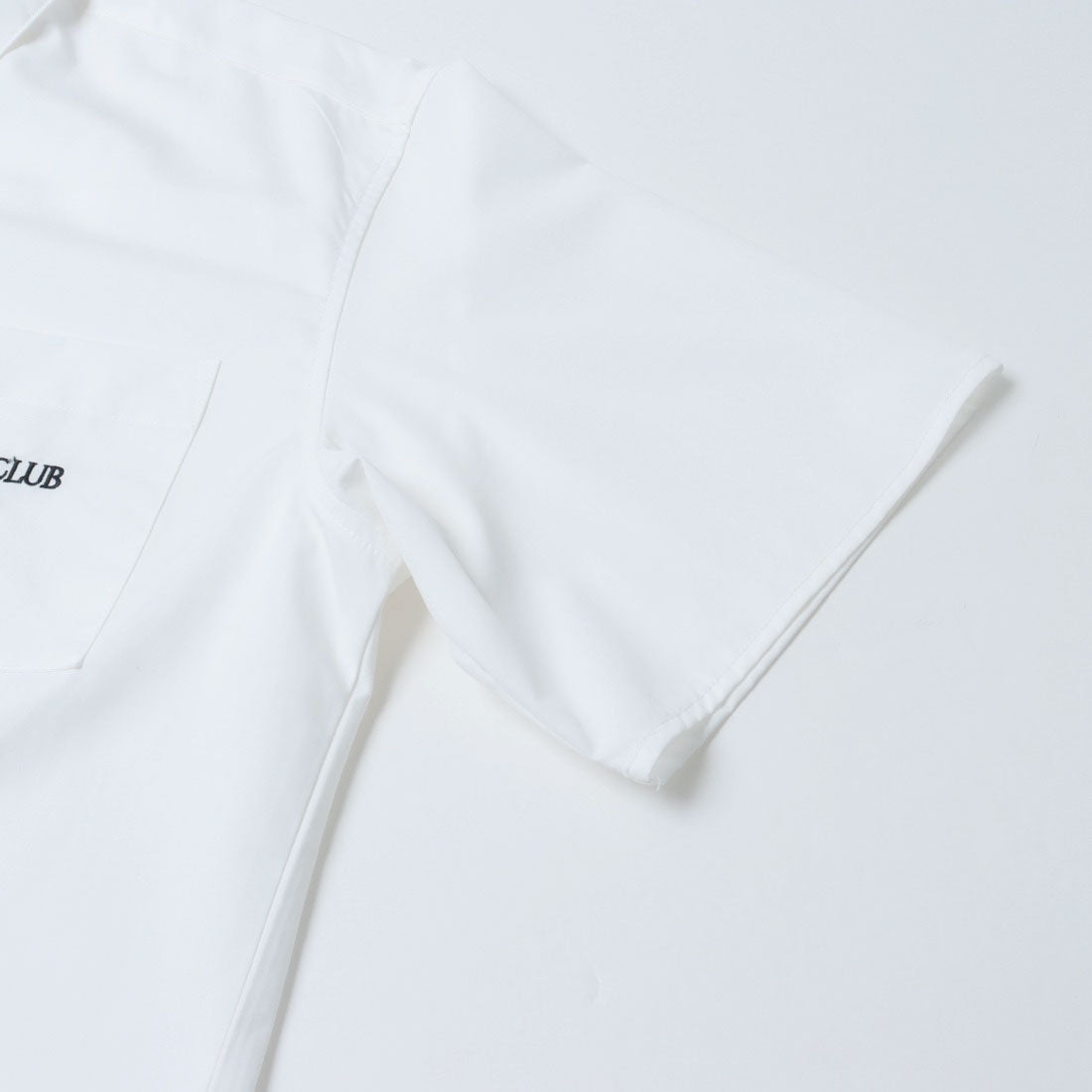 メゾンクラブ MAISON CLUB Regular Collar Embroidery Half Sleeve Shirt / レギュラーカラー刺繍シャツ （ホワイト） ホワイト