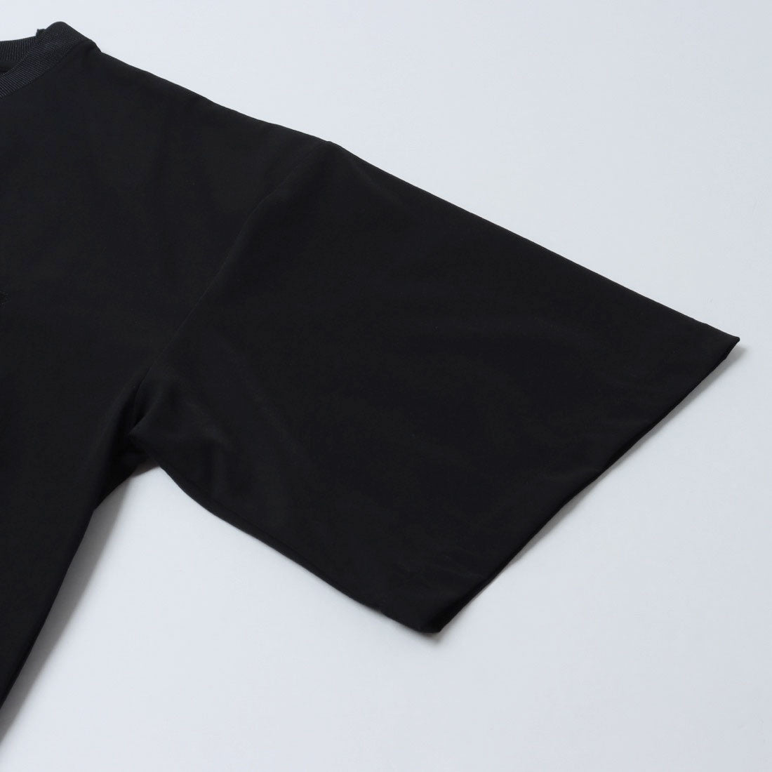 メゾンクラブ MAISON CLUB Tech Drawstring Tee / テックドロストTシャツ （ブラック） ブラック