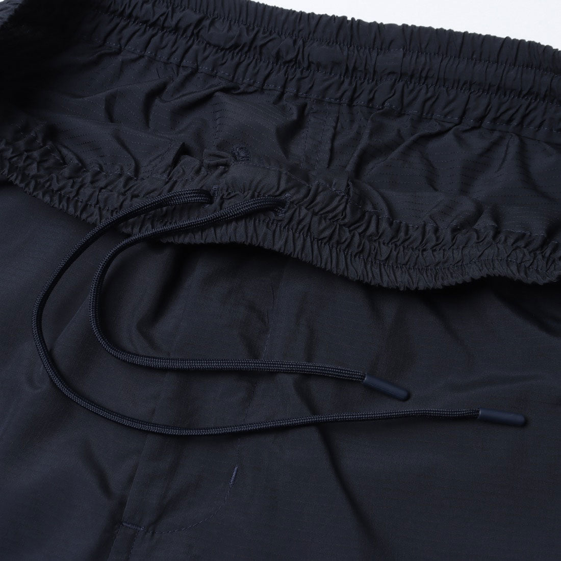 メゾンクラブ MAISON CLUB SUPER LIGRT TECH TRAVEL EASY TROUSERS /超軽量リップストップ素材 （ネイビー） ネイビー