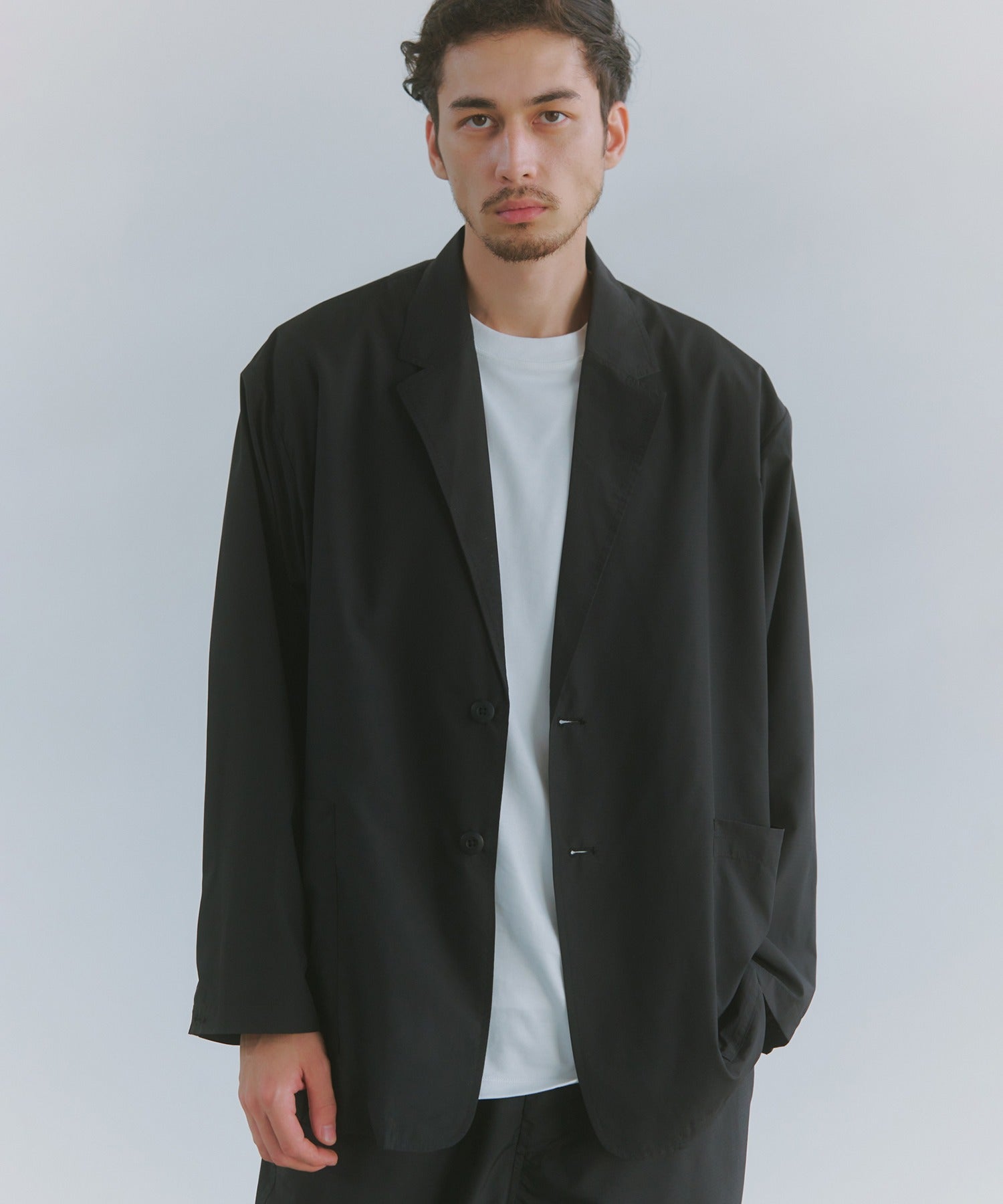 メゾンクラブ MAISON CLUB SUPER LIGHT TECH TRAVEL 2B JACKET / 超軽量リップストップ素材 （ブラック） ブラック