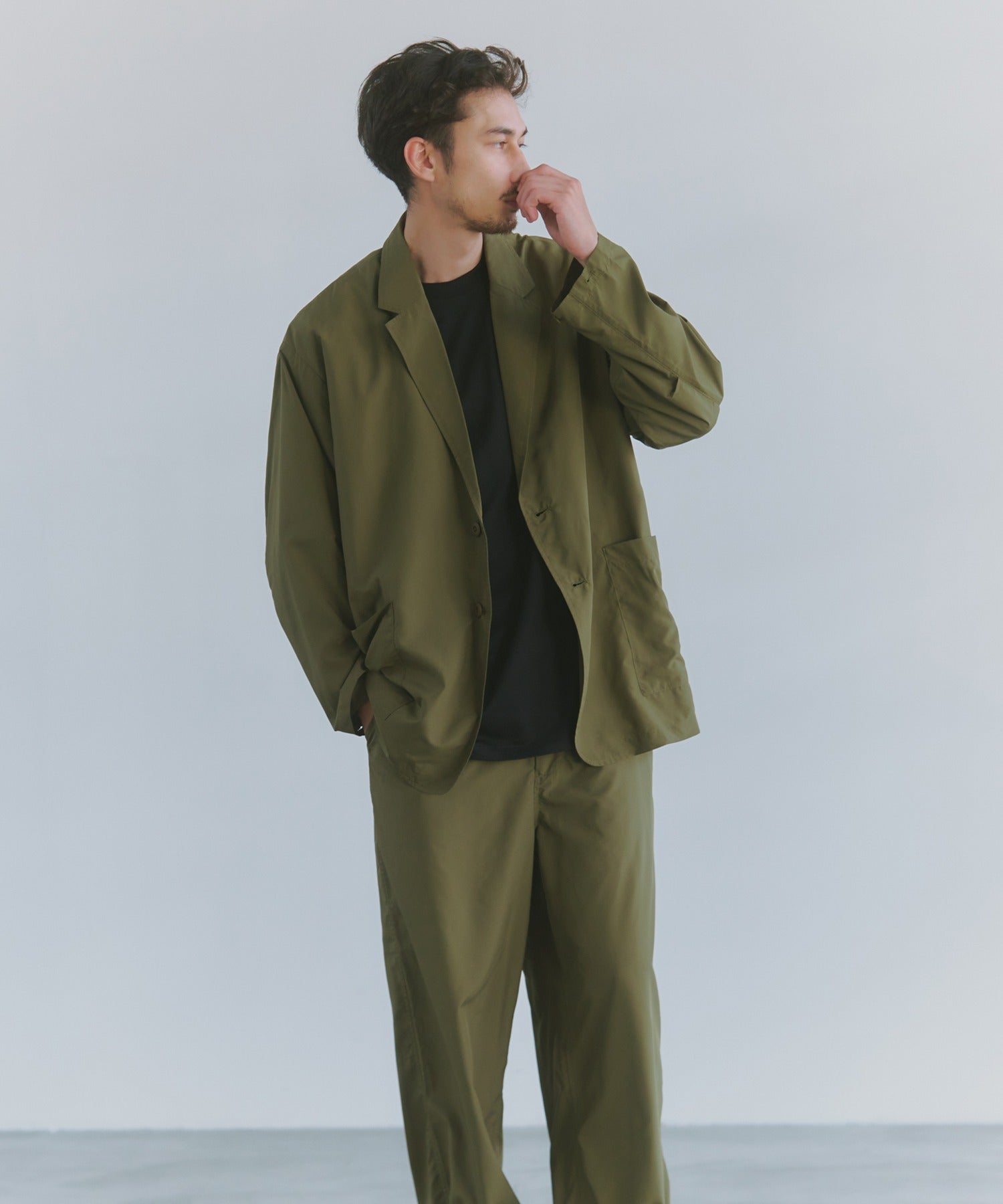メゾンクラブ MAISON CLUB SUPER LIGHT TECH TRAVEL 2B JACKET / 超軽量リップストップ素材 （カーキ） カーキ