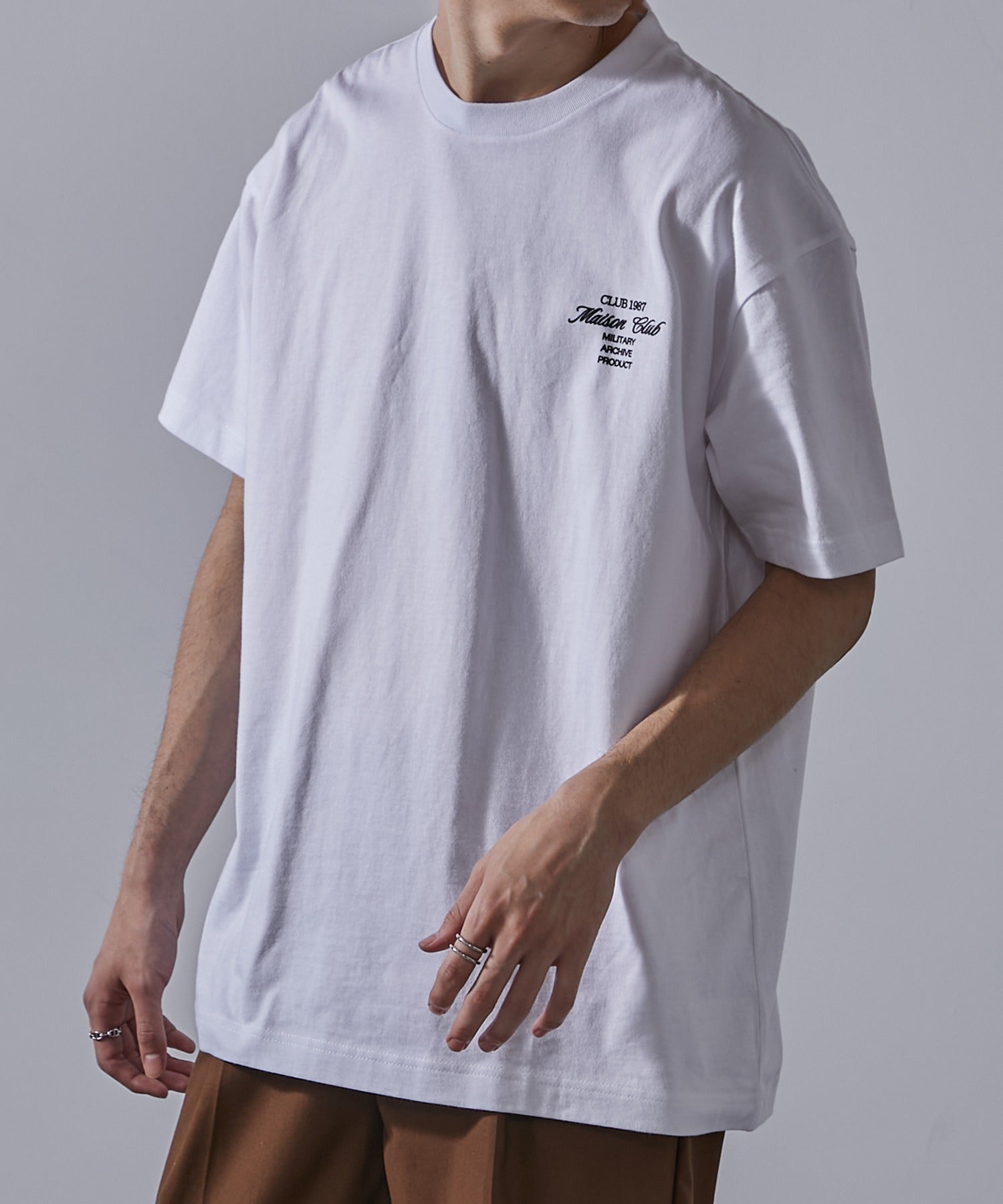 メゾンクラブ MAISON CLUB Logo Print Over Size Tee 半袖オーバーサイズTee （ホワイト系その他2） ホワイト系その他2