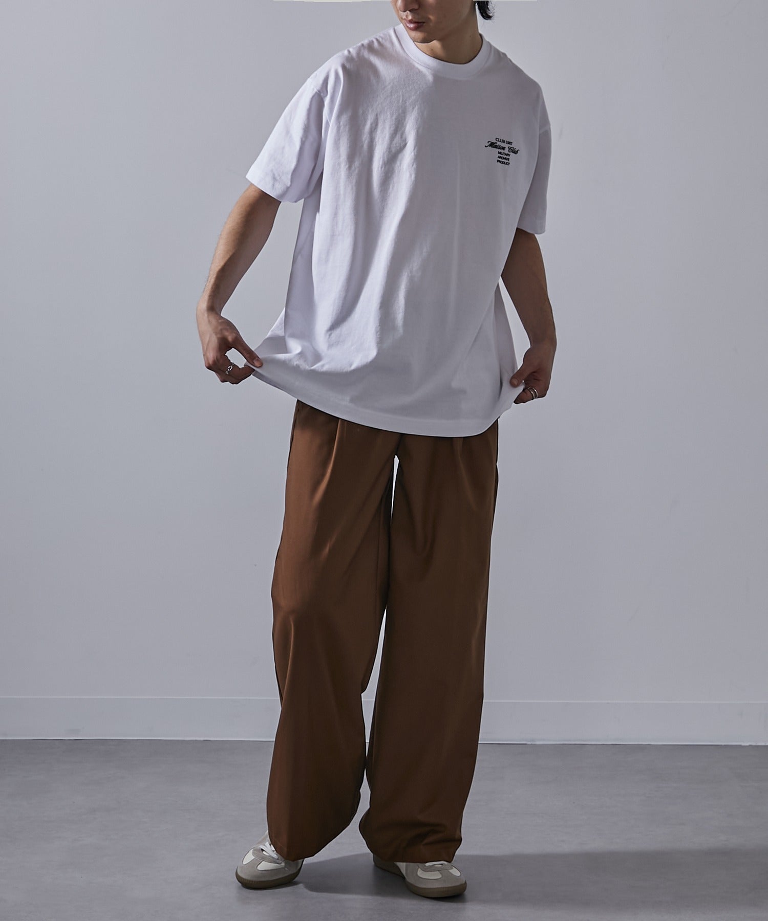 メゾンクラブ MAISON CLUB Logo Print Over Size Tee 半袖オーバーサイズTee （ホワイト系その他2） ホワイト系その他2