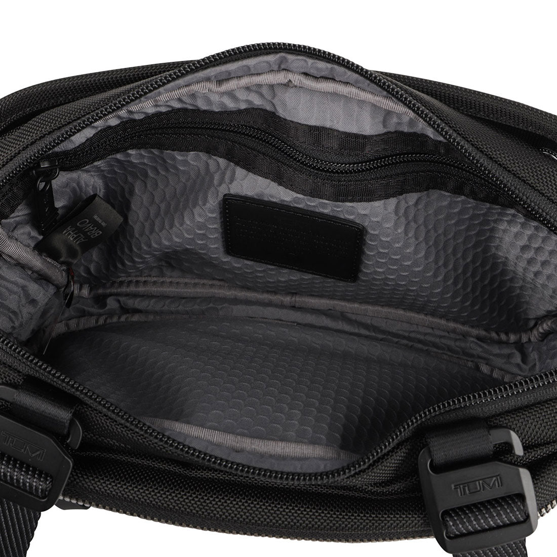 トゥミ TUMI ウエストバッグ・ボディバッグ アルファブラボー ペイトン バイク スリング 0232717D/146687 1041 BLACK