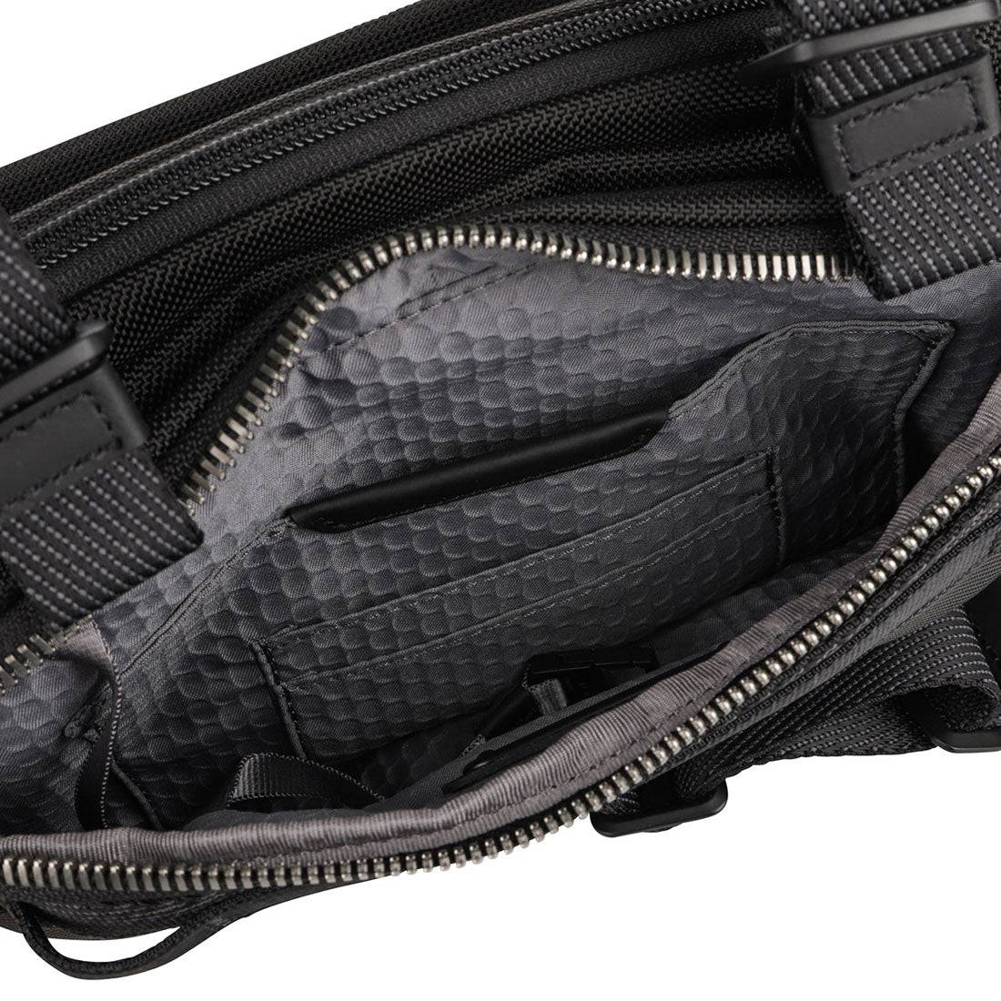 TUMI Waist Bag / Body Bag Alpha Bravo Peyton Bike Sling 0232717D/14668