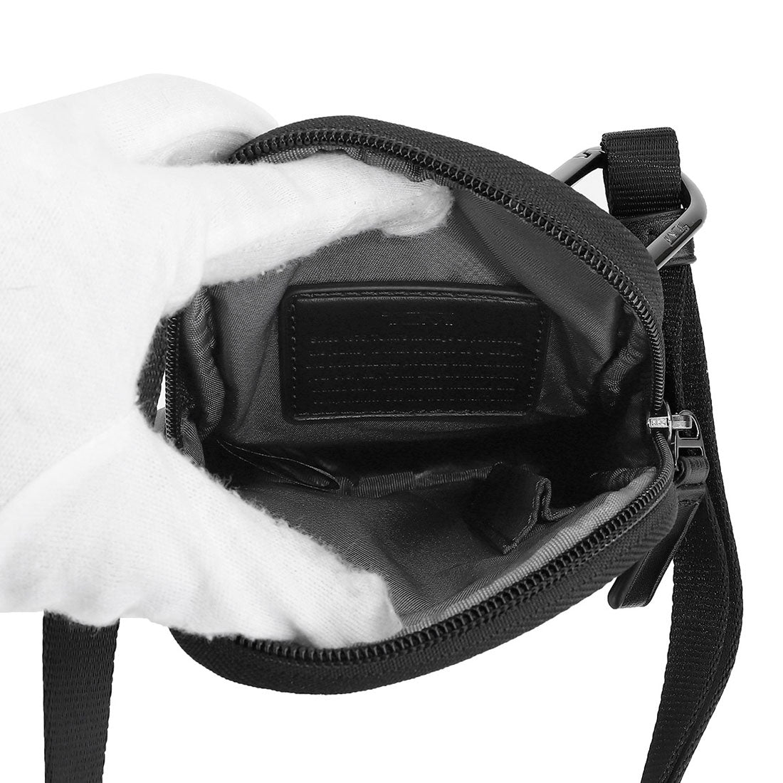 トゥミ TUMI ショルダーバッグ ハリソン ビーチ スモール・クロスボディ・ポーチ 06602042D/144557 1041 BLACK