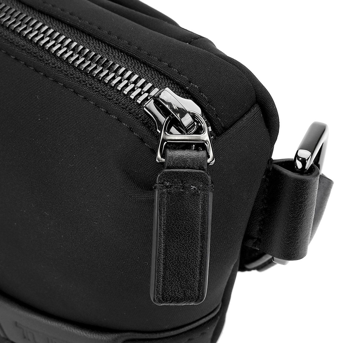 トゥミ TUMI ウエストバッグ・ボディバッグ ハリソン デイヴン ウエストパック 06602037D/142400 1041 BLACK
