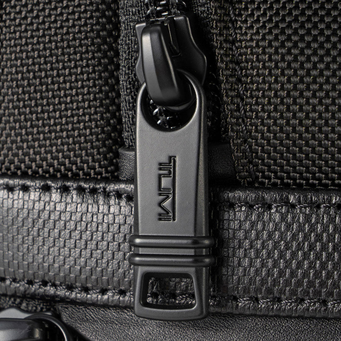 TUMI Backpack Alpha 3 Slim Solutions Brief Pack 2603177D3 1172981041 BLACK