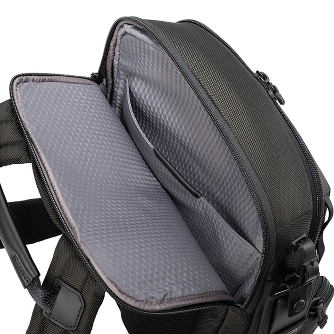 TUMI Backpack Alpha Bravo Navigation Backpack 232793D/142479 1041 BLACK