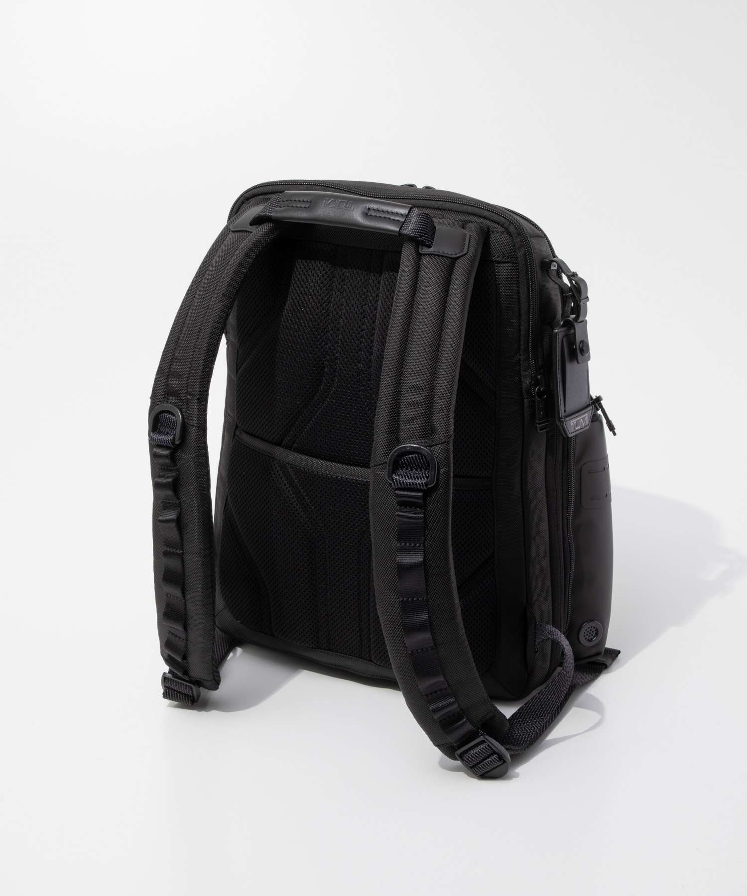 トゥミ TUMI トゥミ TUMI ALPHA BRAVO アルファ ブラボー Navigation Backpack ナヴィゲーション バックパック 0232793D 142479 1041 （ブラック） ブラック